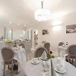 Antico Borgo 4*