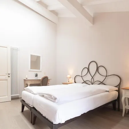 Antico Borgo 4*