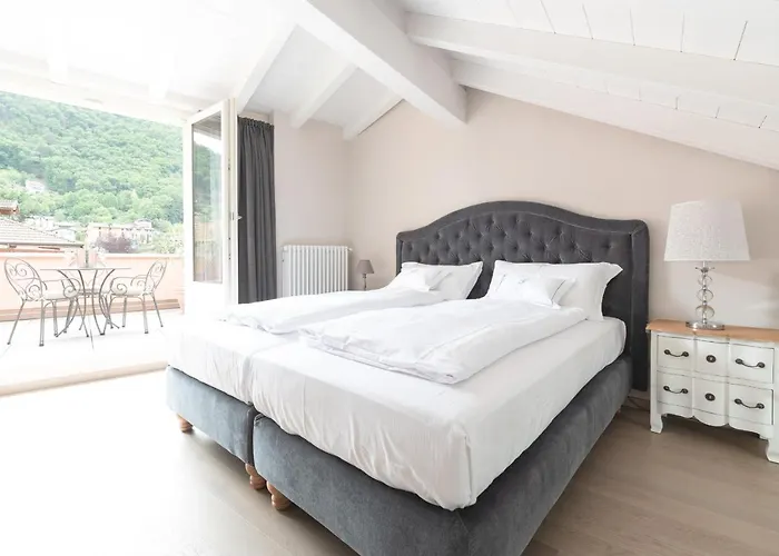 Antico Borgo 4* 坎诺比奥