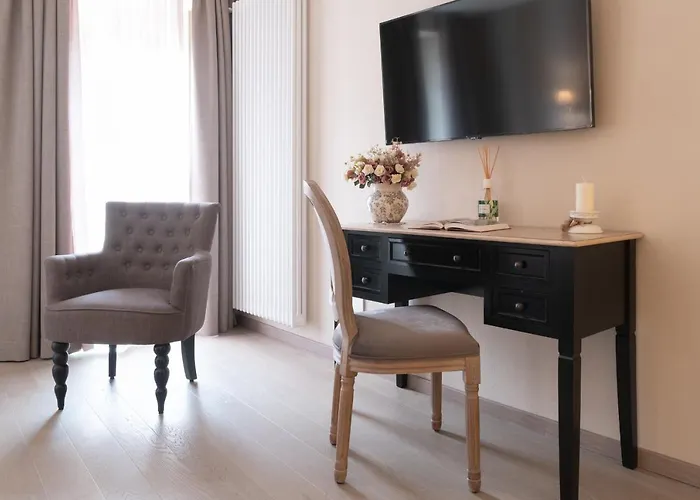 Antico Borgo 4*